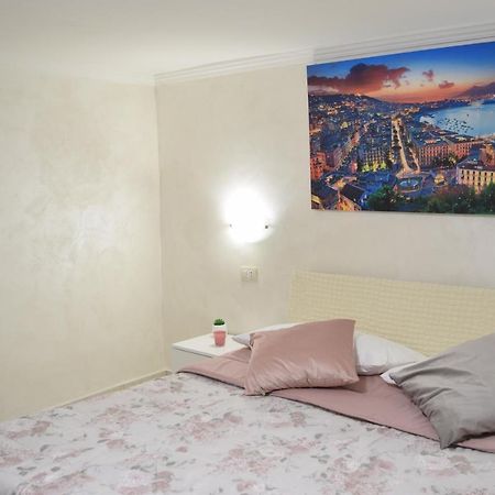 Nonnona House-Napoli Centro Apartment ภายนอก รูปภาพ