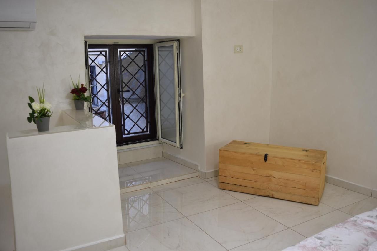 Nonnona House-Napoli Centro Apartment ภายนอก รูปภาพ
