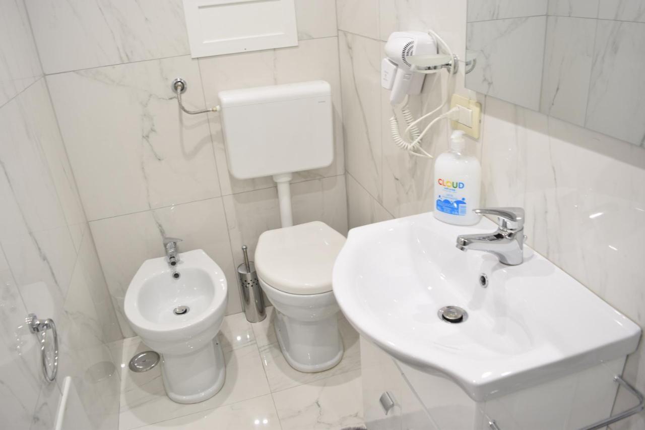Nonnona House-Napoli Centro Apartment ภายนอก รูปภาพ